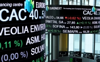 european-markets-close-lower-on-tuesday-2024-11-19